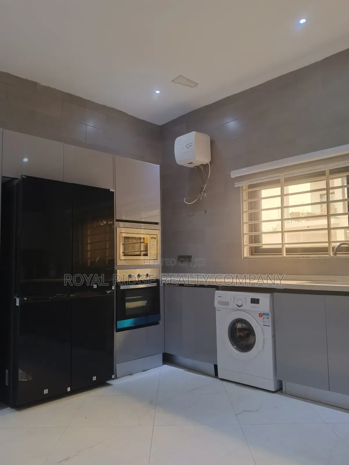 Furnished 4bdrm House in East Airport, Accra Metropolitan for rent