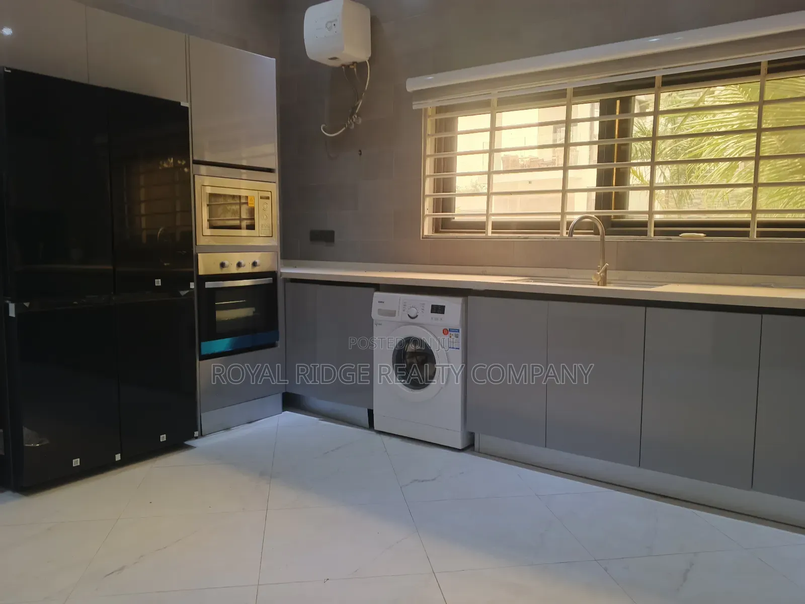 Furnished 4bdrm House in East Airport, Accra Metropolitan for rent