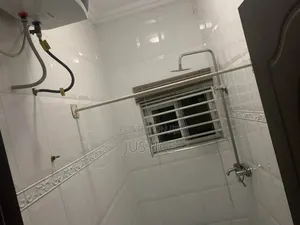 3bdrm Apartment in Dzorwulu for rent