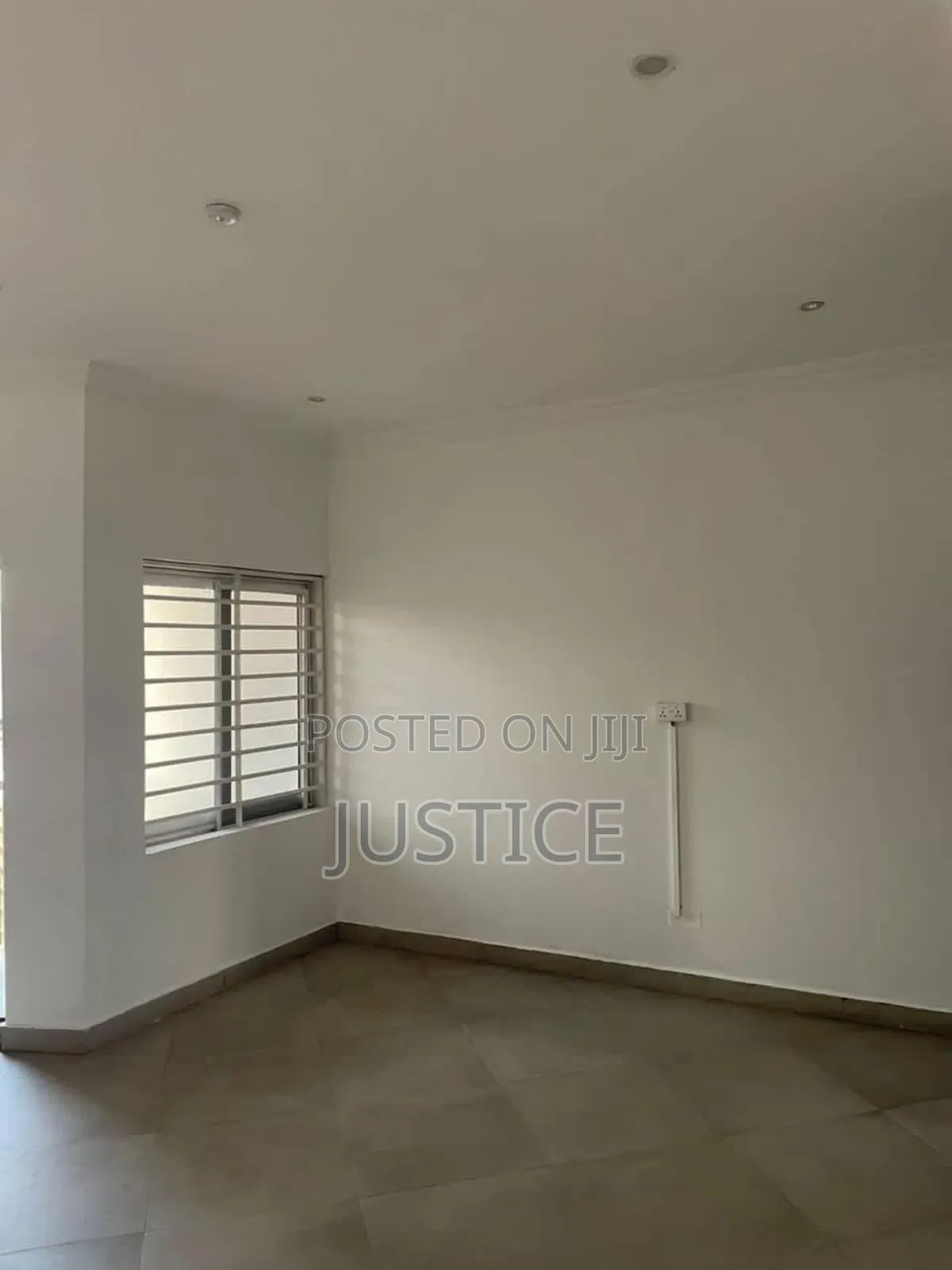 3bdrm Apartment in Dzorwulu for rent