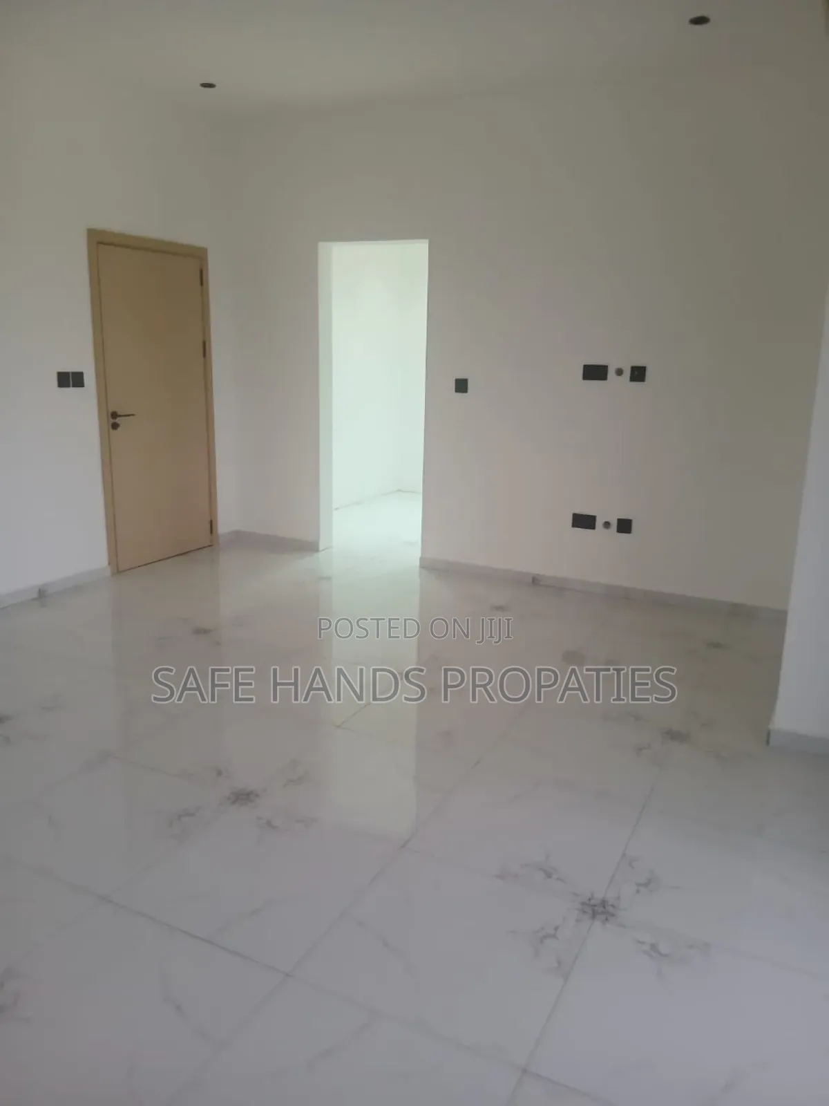 Furnished 4bdrm House in East Legon, Accra Metropolitan for sale
