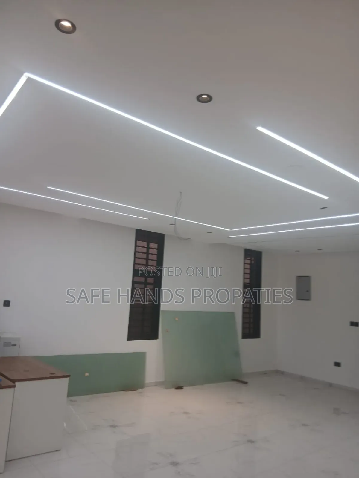 Furnished 4bdrm House in East Legon, Accra Metropolitan for sale