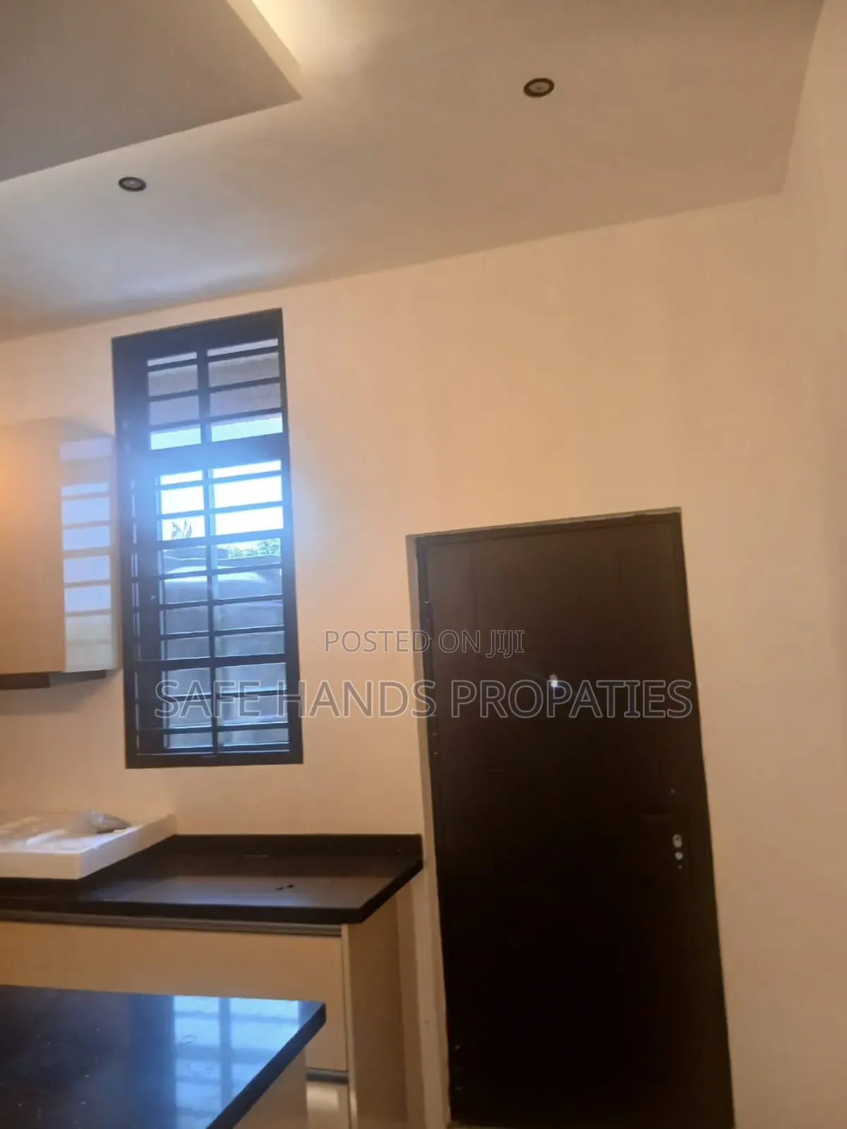 Furnished 4bdrm House in East Legon, Accra Metropolitan for sale