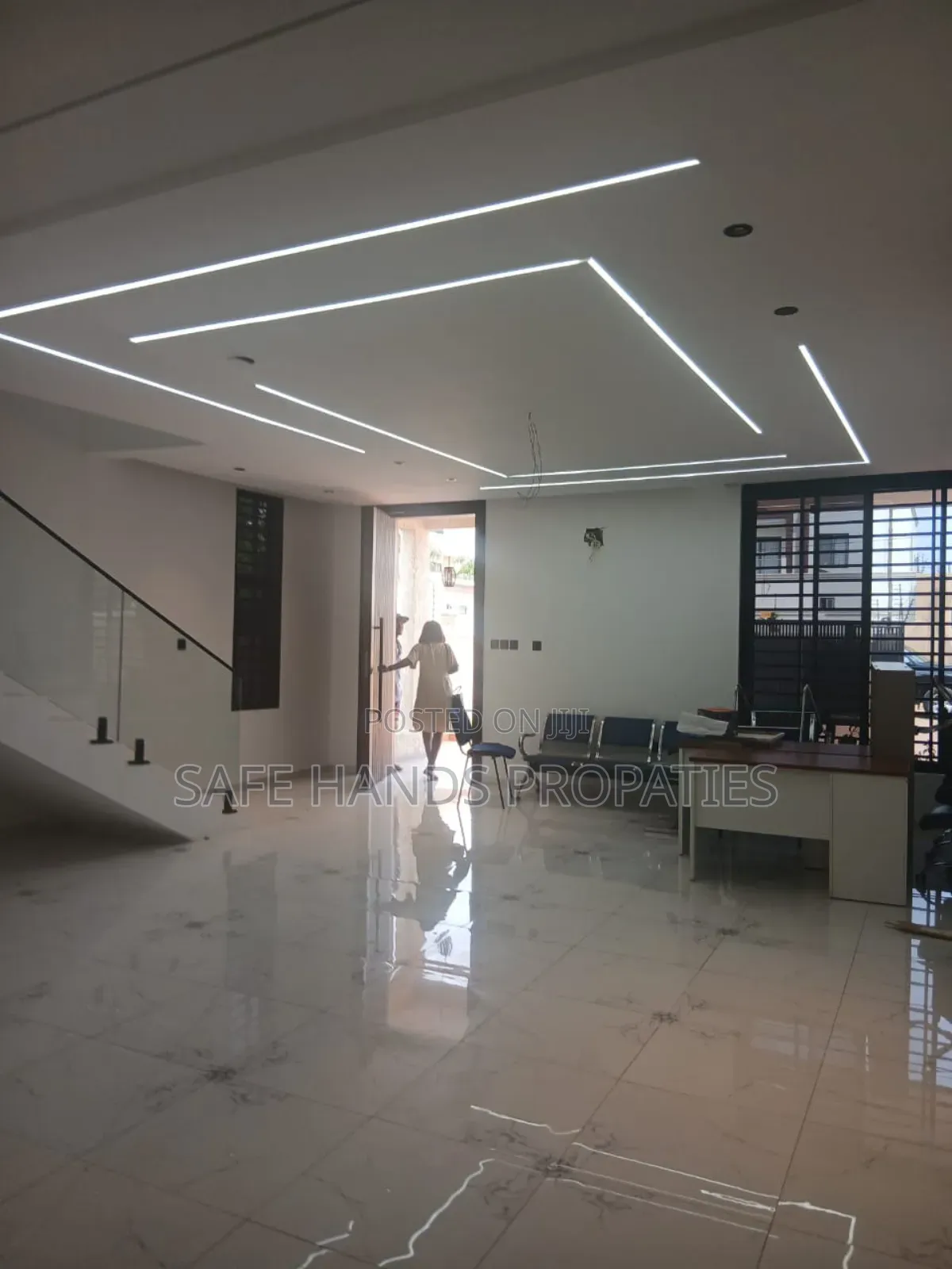 Furnished 4bdrm House in East Legon, Accra Metropolitan for sale