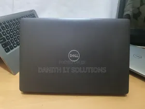 Laptop Dell Latitude 5300 16GB Intel Core i7 SSD 256GB