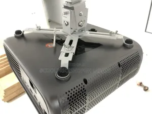 Android Projector 7000 Lumens Fullhd A70