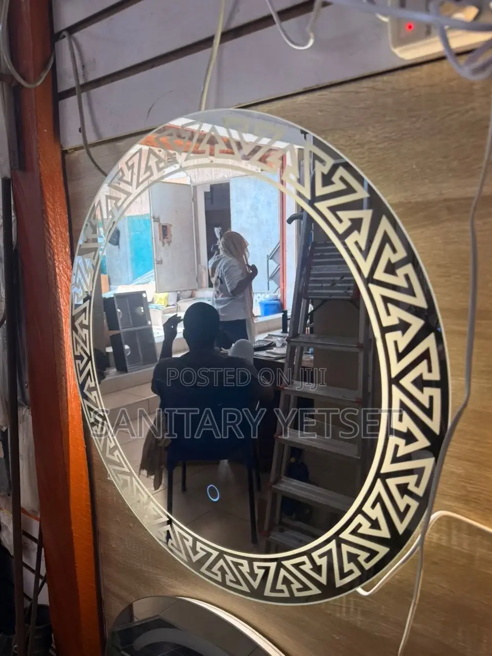 Round Led Mirror