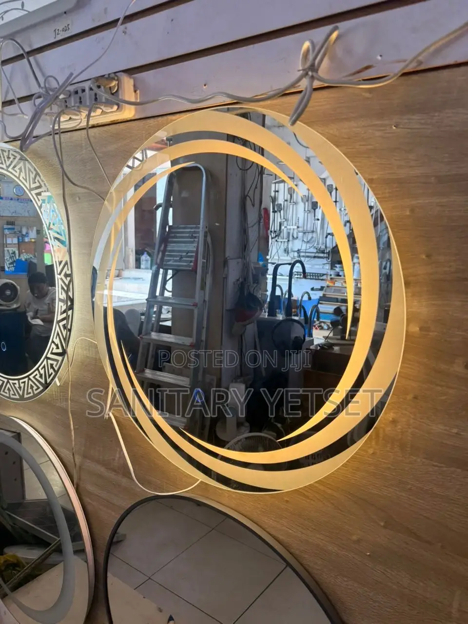 Round Led Mirror
