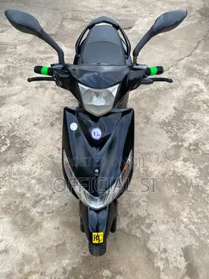 Yamaha 2025 Black