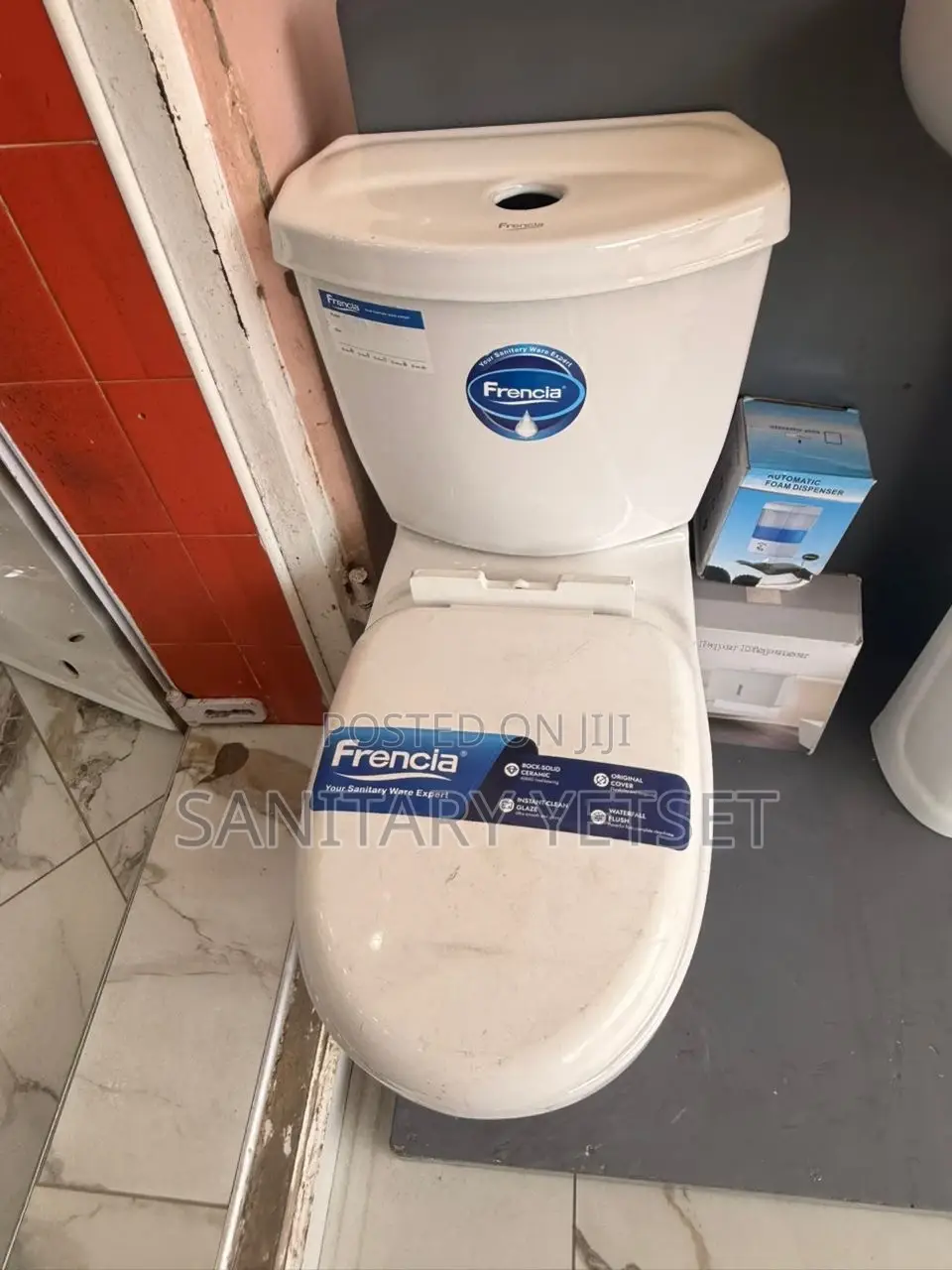 Close Couple Water Closet