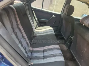 Mercedes-Benz E300 2008 Blue