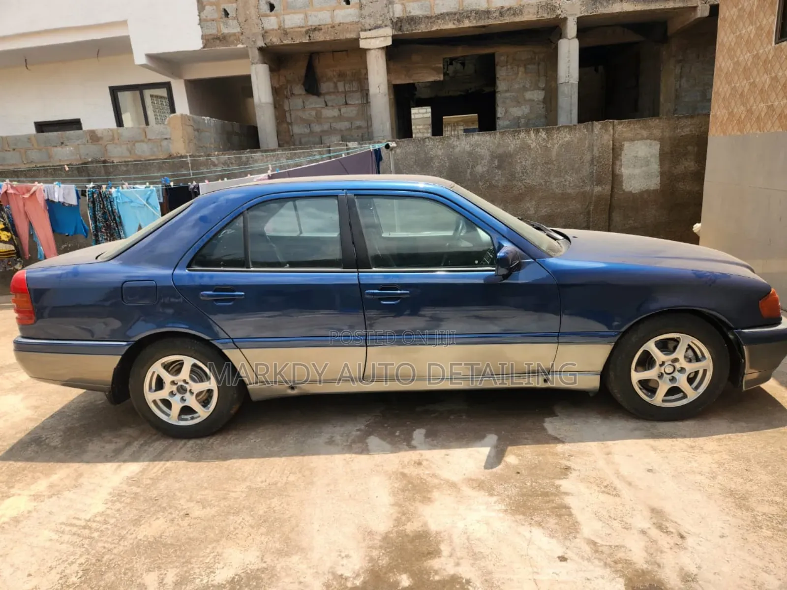 Mercedes-Benz E300 2008 Blue