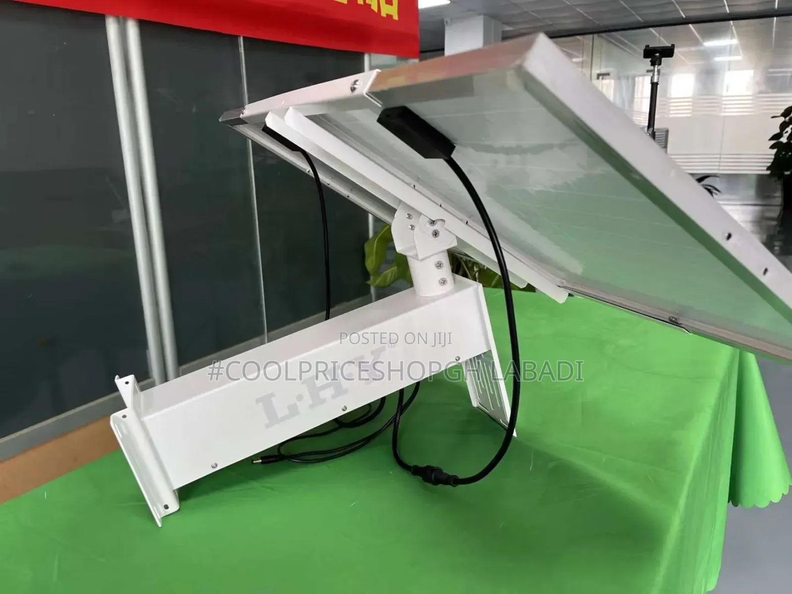 Solar Panel With Inbuilt Charger Battery