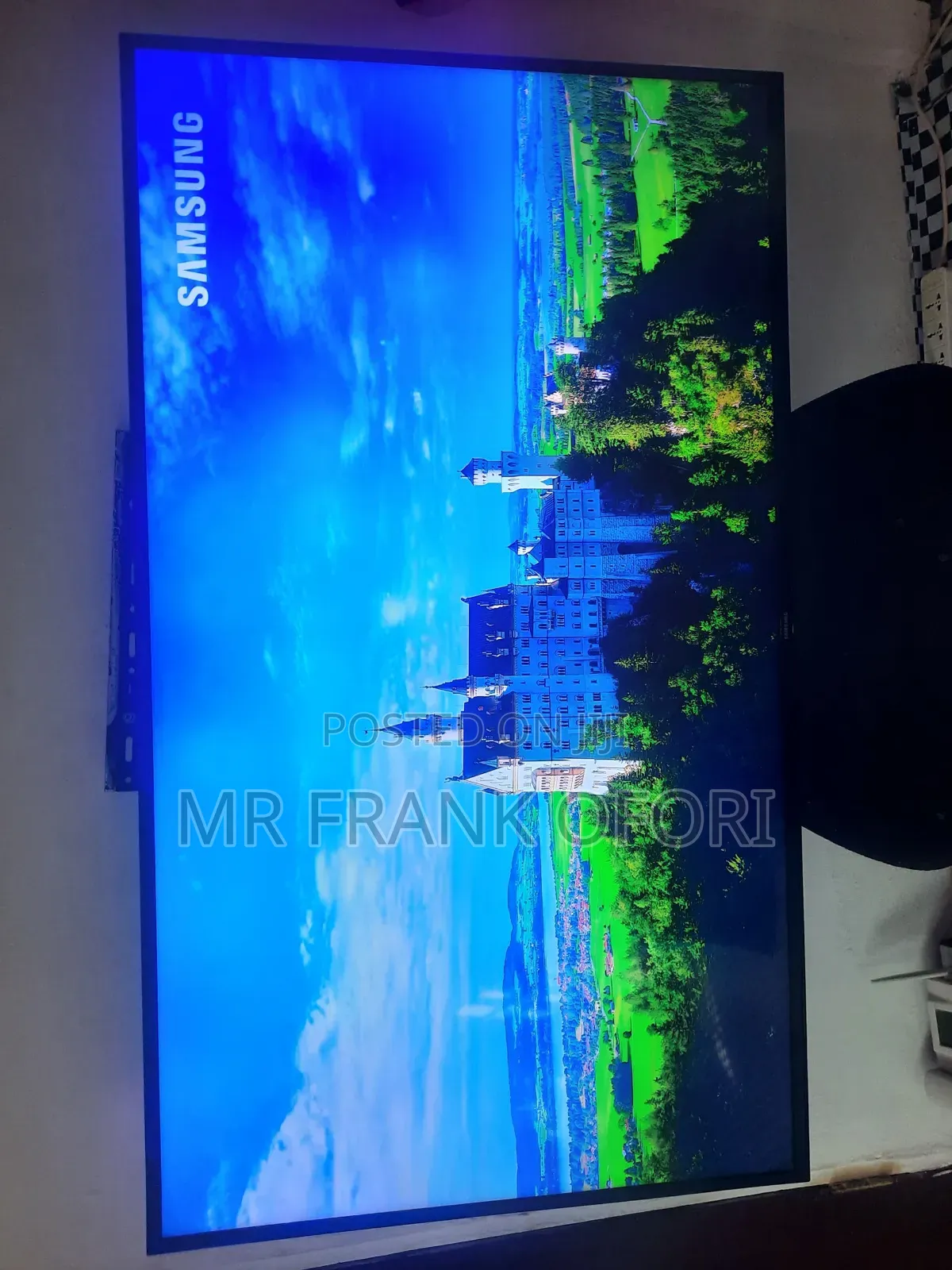 Samsung Smart 42inches Smart Display