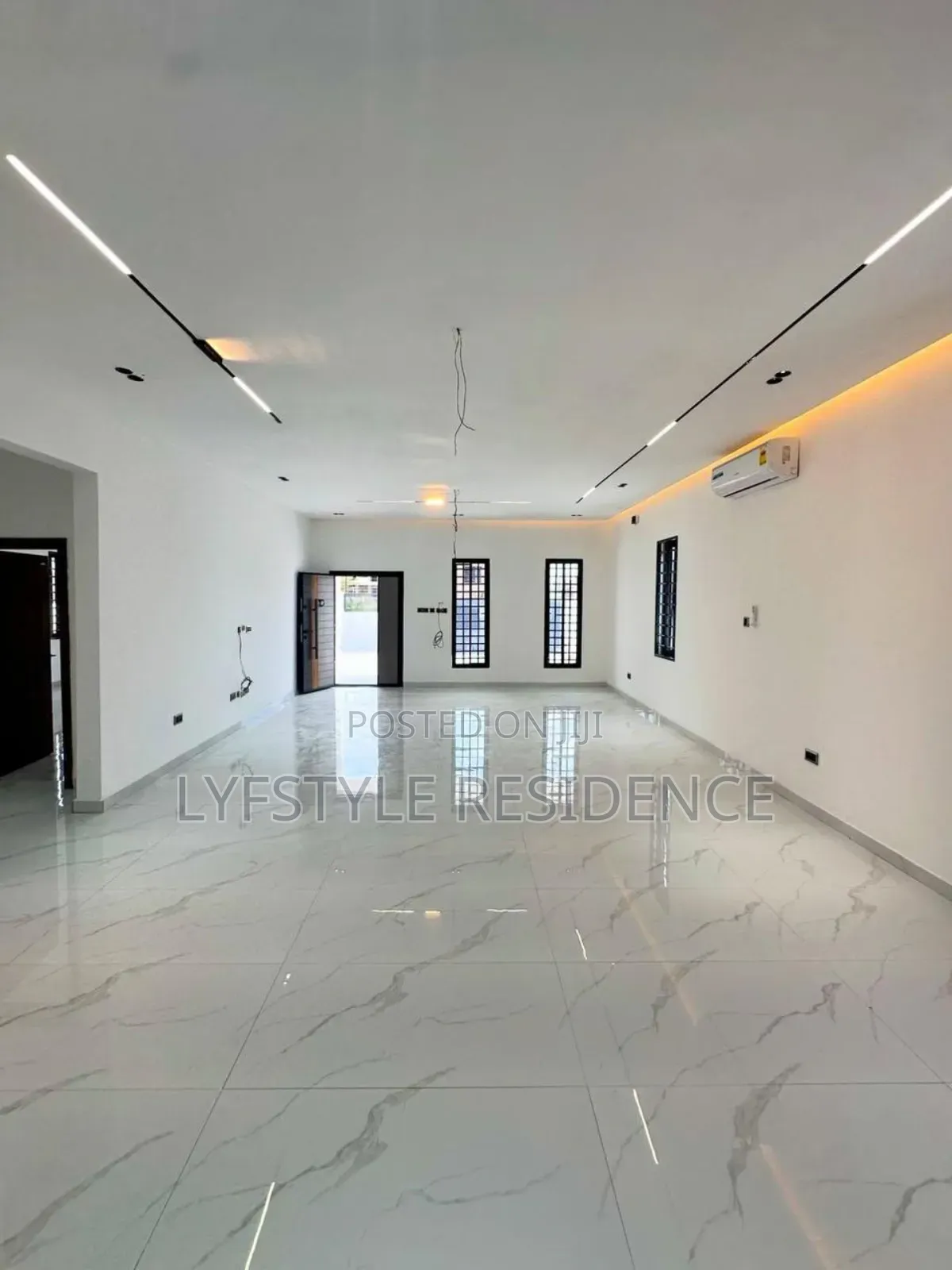 3bdrm House in Lakeside Estate for sale
