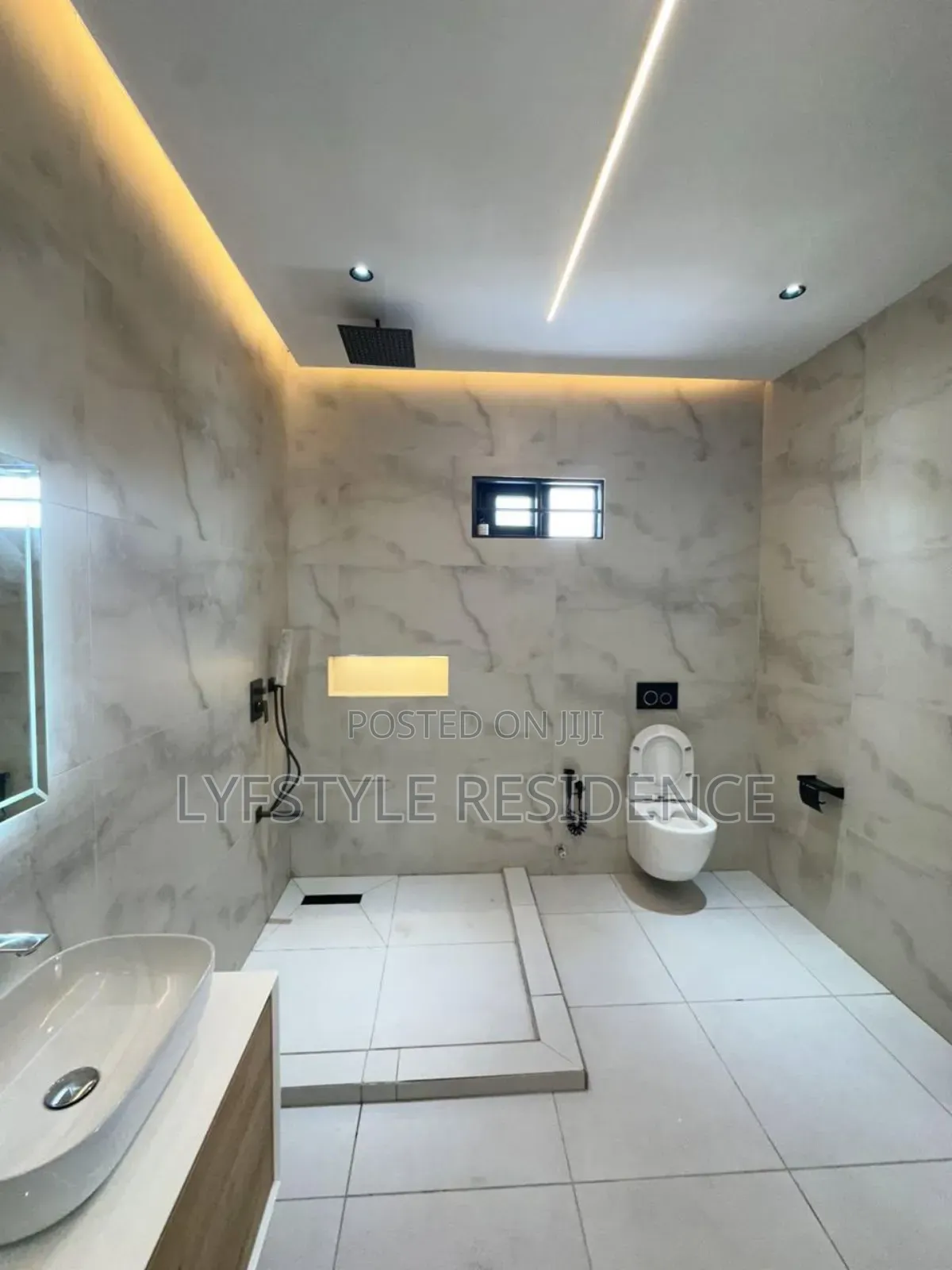 3bdrm House in Lakeside Estate for sale