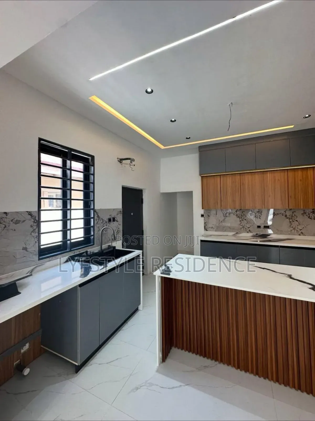 3bdrm House in Lakeside Estate for sale