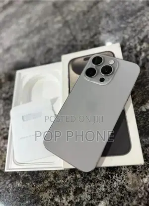 Apple iPhone 15 Pro Max 256 GB Silver