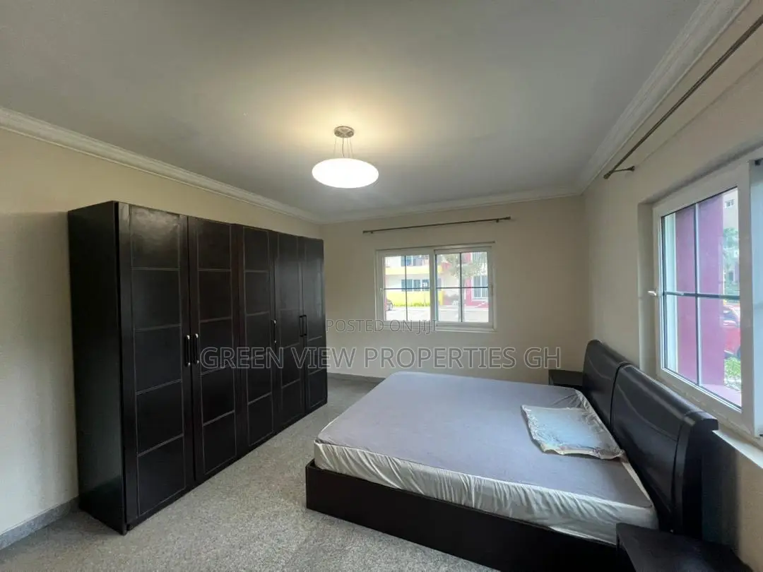 Furnished 3bdrm Apartment in Airport Residential Area for sale