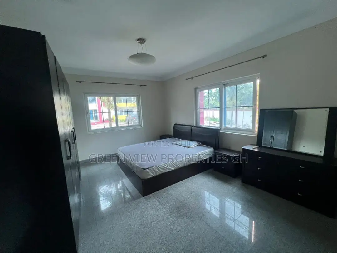 Furnished 3bdrm Apartment in Airport Residential Area for sale