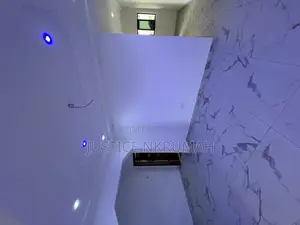 2bdrm Apartment in Mr Justice Estate, Bortiano for rent