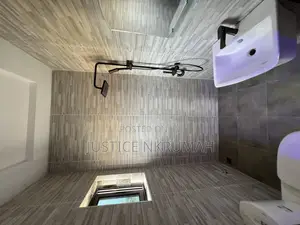 2bdrm Apartment in Mr Justice Estate, Bortiano for rent