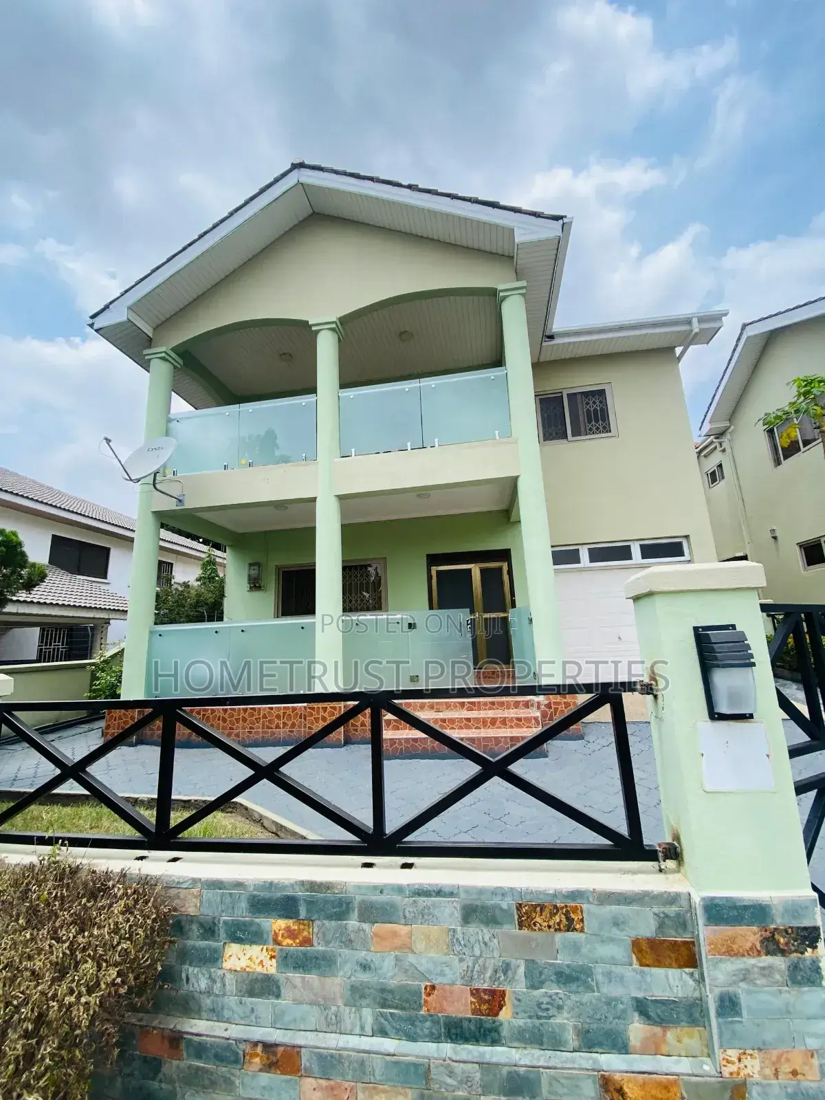 4bdrm House in Airport Residential for rent