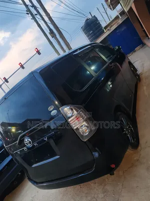 Toyota Voxy 2010 Black