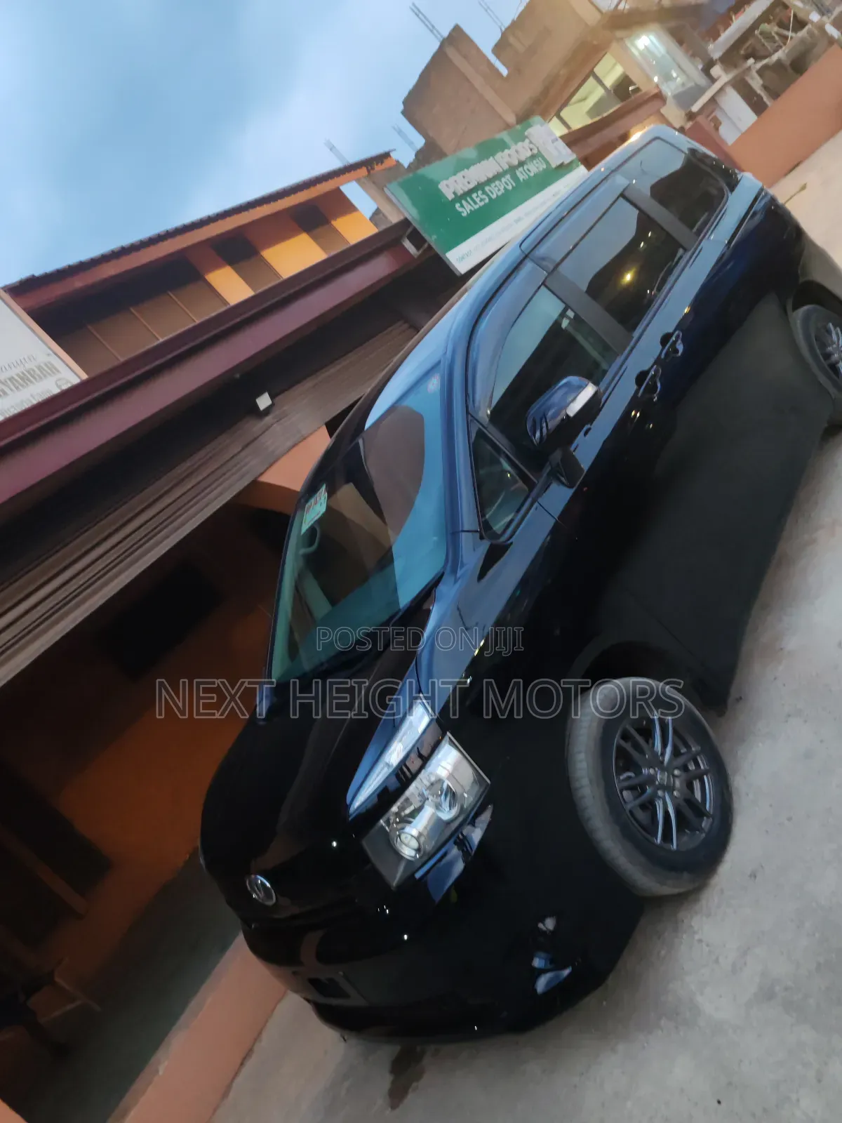Toyota Voxy 2010 Black