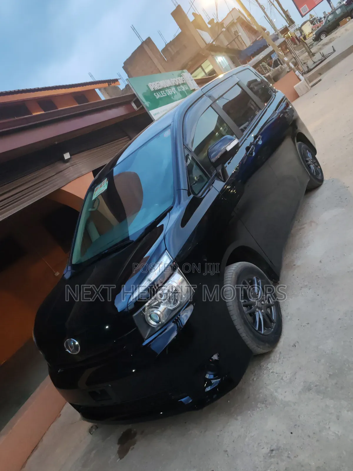 Toyota Voxy 2010 Black