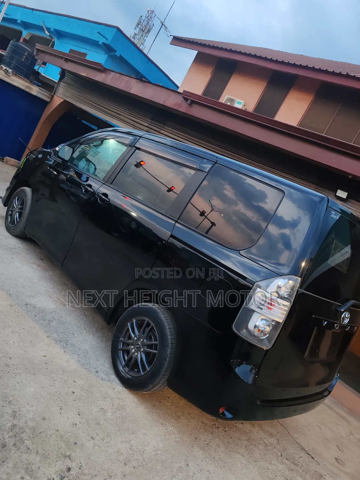 Toyota Voxy 2010 Black