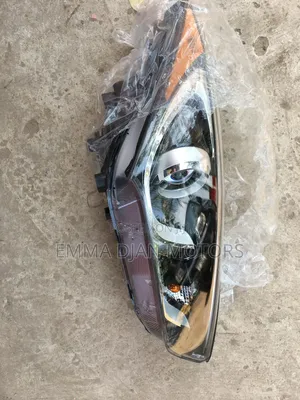 Santa Fe 2017-18 Tyc Headlight
