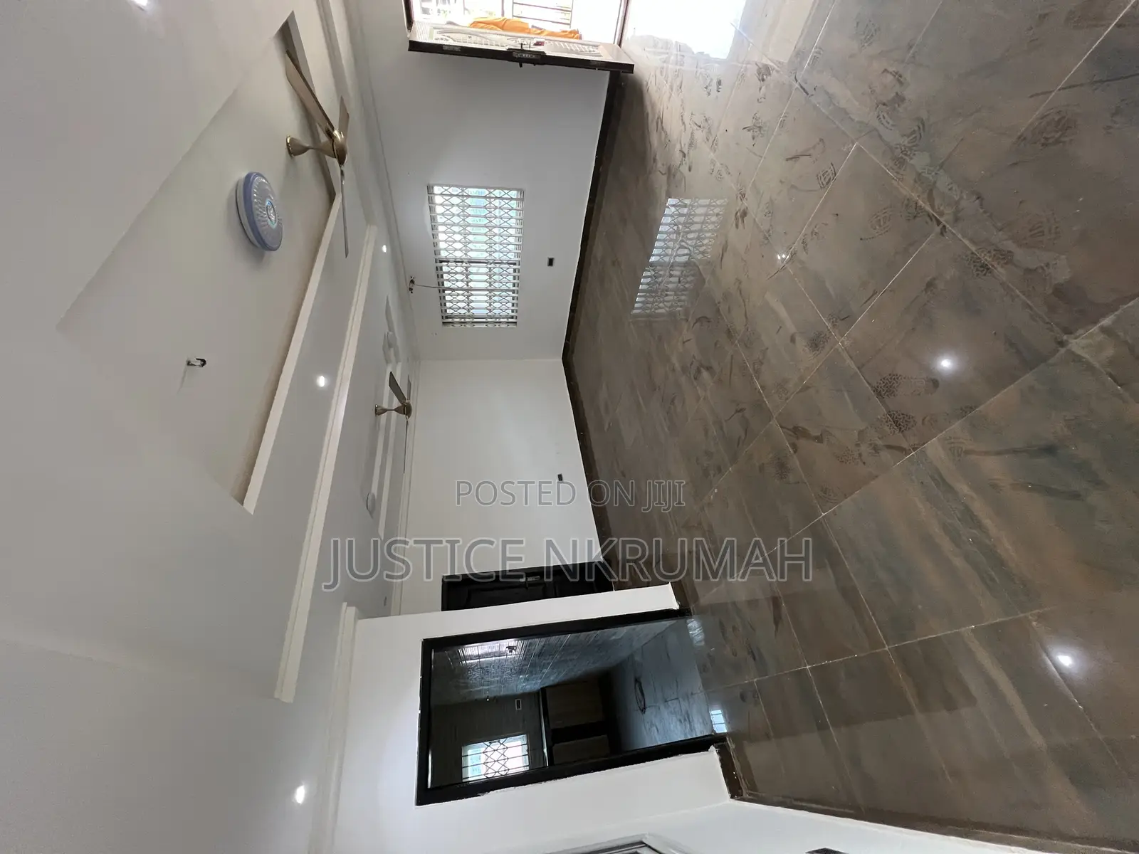 2bdrm Apartment in Mr Justice Estate, Bortiano for rent