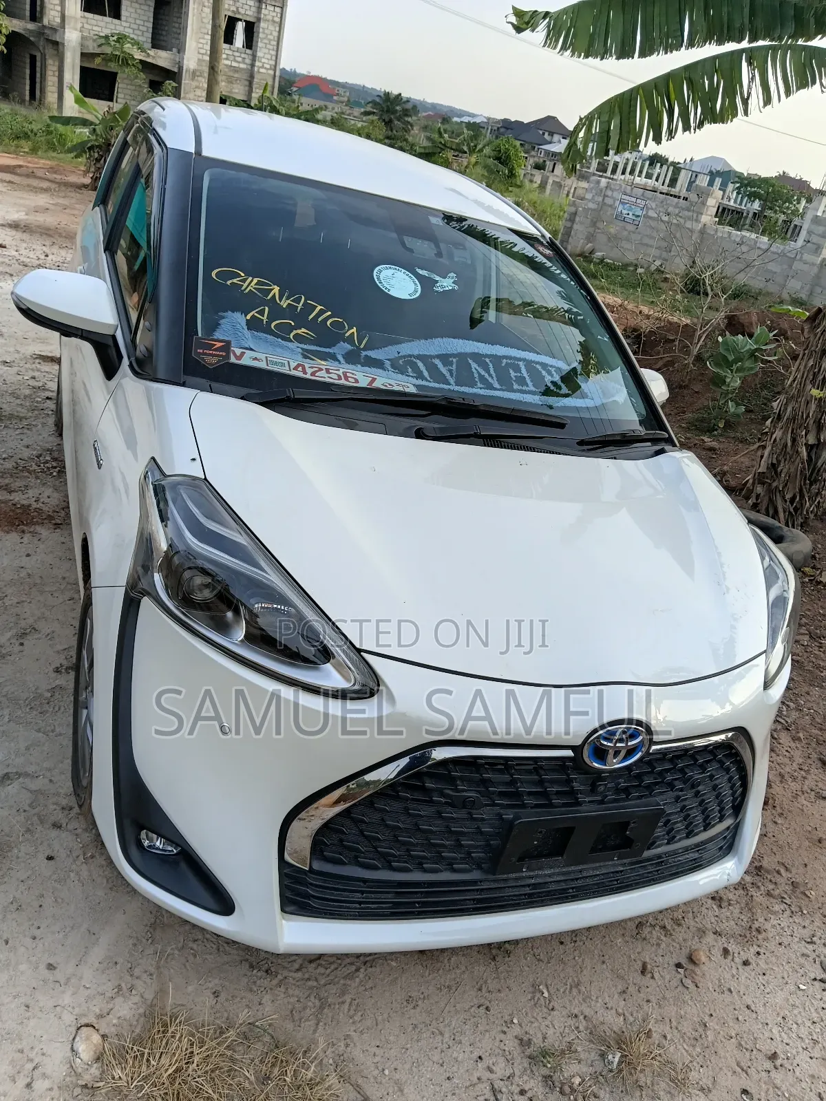 Toyota Sienta 2020 White
