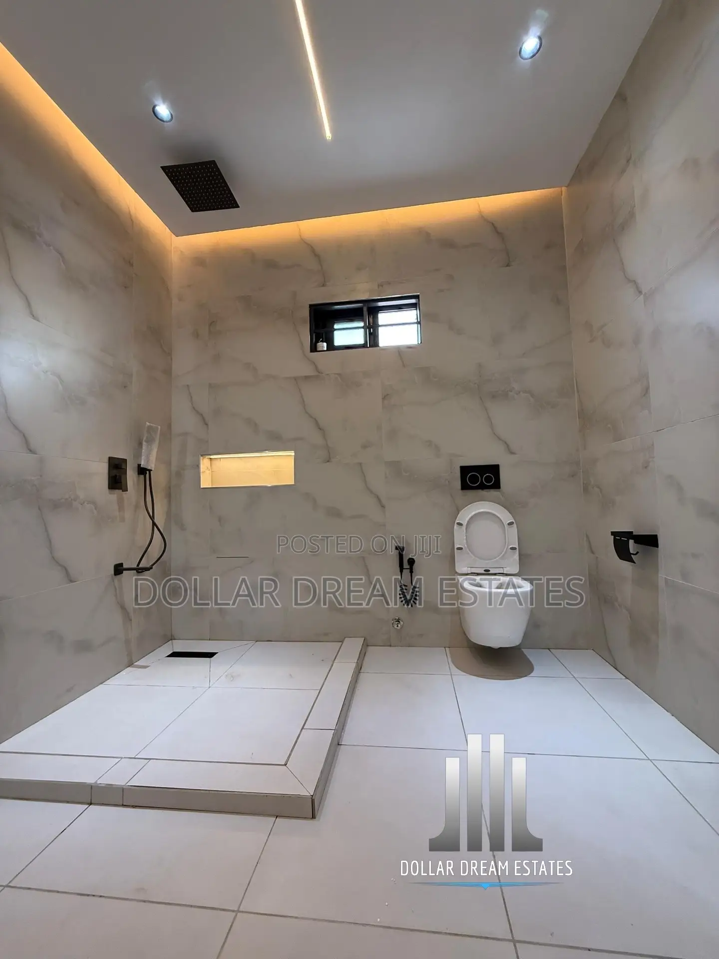 3bdrm House in Lake Side Estate for sale