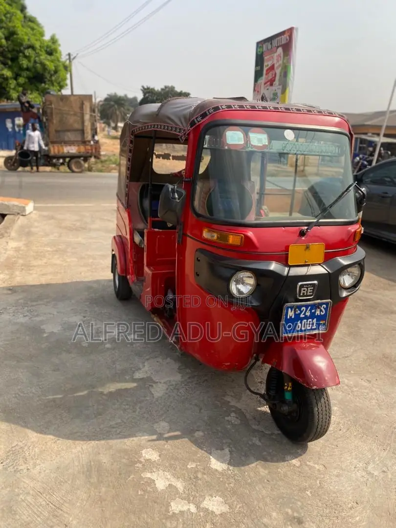 Bajaj RE 2024 Red