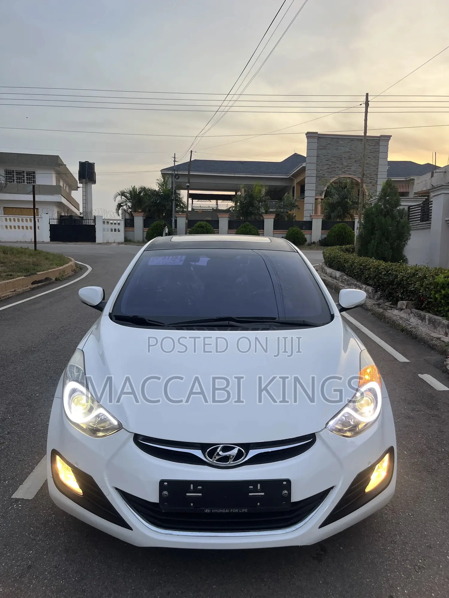 Hyundai Avante 2013 White