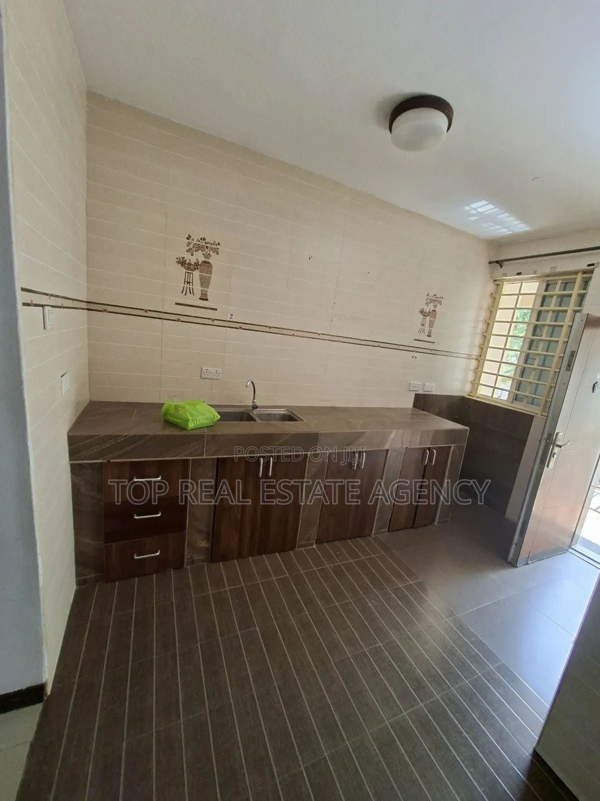 2bdrm Apartment in Pillar 2, Ga East Municipal for rent