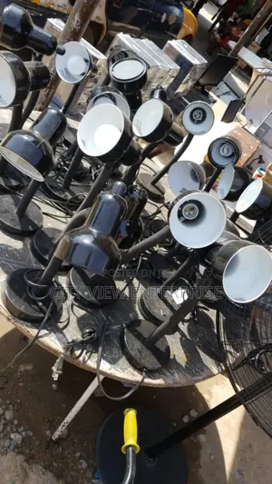 Basic Desk Lamp