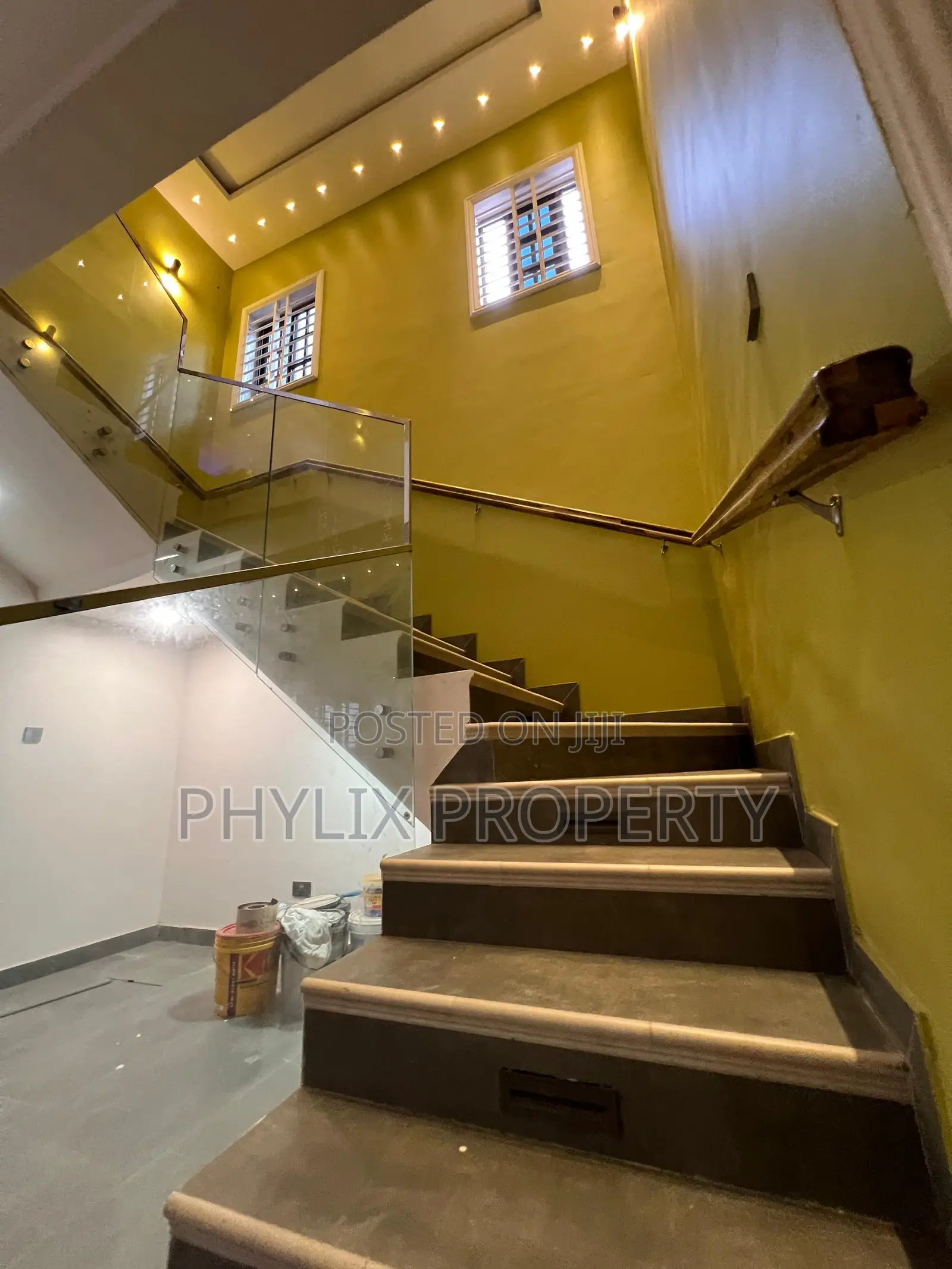 5bdrm House in West Legon for rent