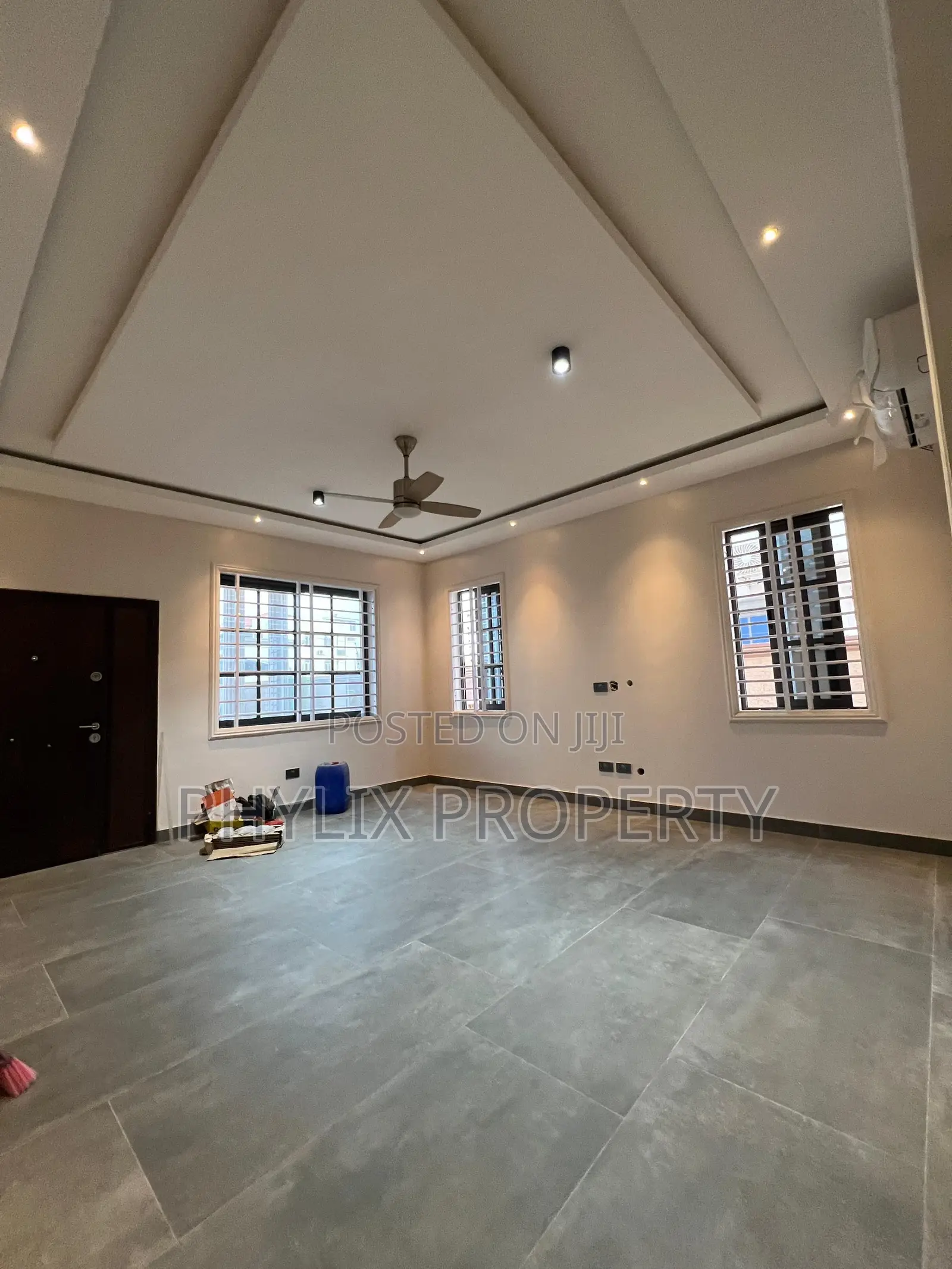 5bdrm House in West Legon for rent