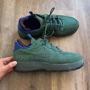 Urban Trek Pro Sneakers