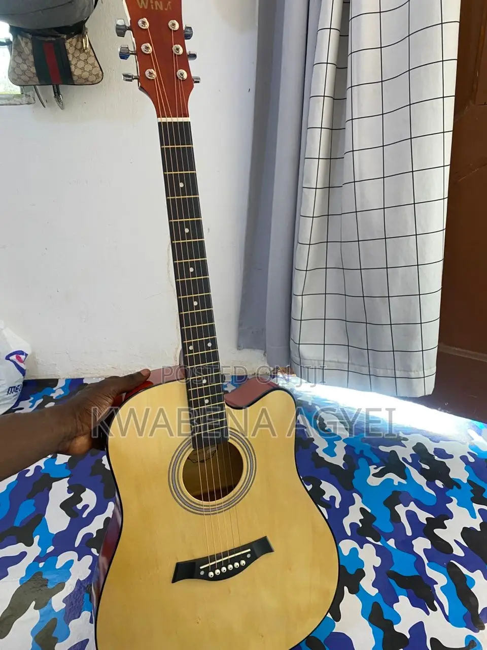 Acoustic Guitar
