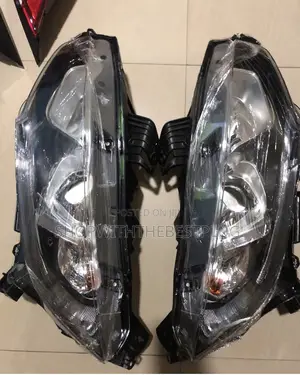 Honda Civic 2016-2018 Headlight Pair