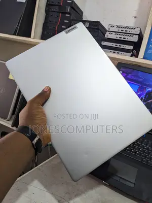 Laptop Lenovo IdeaPad 5 Slim 13th Gen i7 16GB Intel Core i7 SSD 512GB