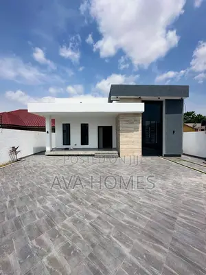 3bdrm House in Lakeside Estate for sale