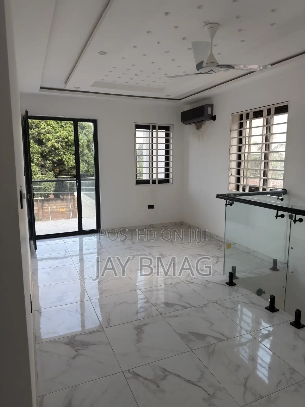 4bdrm Mansion in North Legon for sale