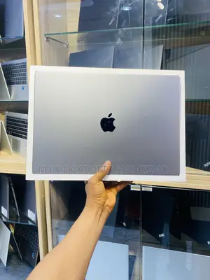 New Laptop Apple MacBook Pro 2021 M1 32GB Apple M1 Pro SSD 512GB