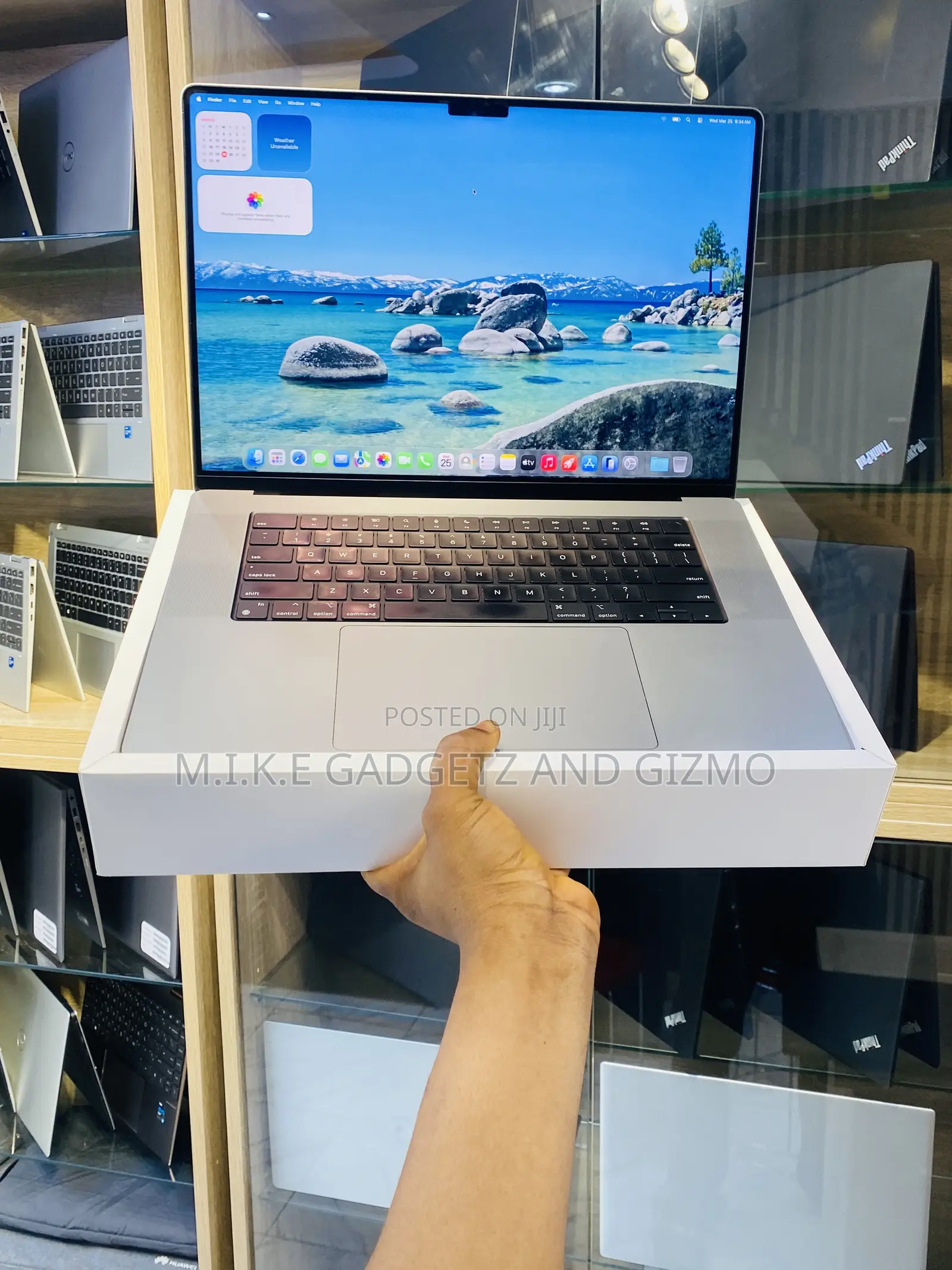 New Laptop Apple MacBook Pro 2021 M1 32GB Apple M1 Pro SSD 512GB