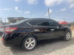 Nissan Sentra SV 4dr Sedan (1.8L 4cyl CVT) 2015 Black
